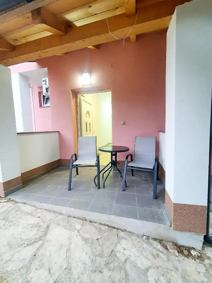 Apartmans Nejra3 Sa Bazenom Apartment Pula Croatia