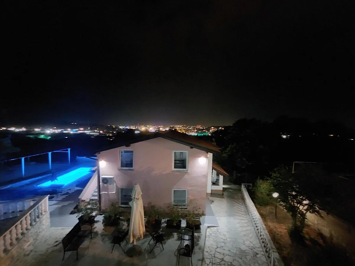 Apartmans Nejra3 Sa Bazenom Apartment Pula 0*,  Croatia