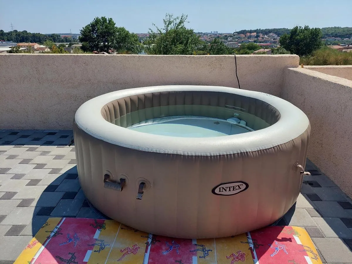 Apartmans Nejra3 Sa Bazenom Apartment Pula